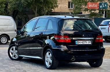 Хэтчбек Mercedes-Benz B-Class 2008 в 