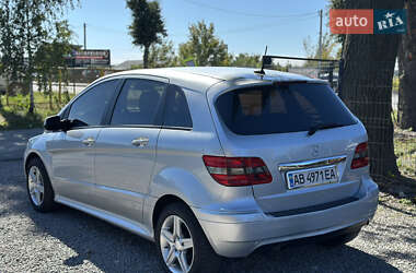 Хэтчбек Mercedes-Benz B-Class 2010 в 