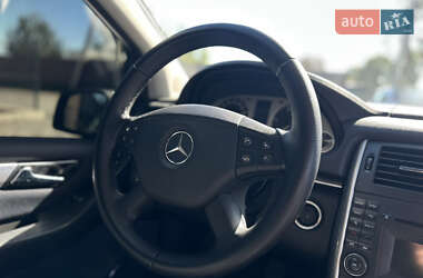 Хэтчбек Mercedes-Benz B-Class 2010 в 