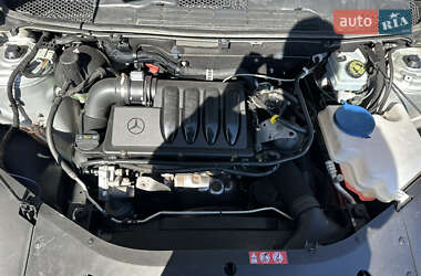 Хэтчбек Mercedes-Benz B-Class 2010 в 