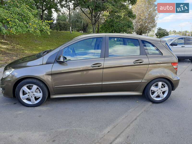 Mercedes-Benz B-Class 2009