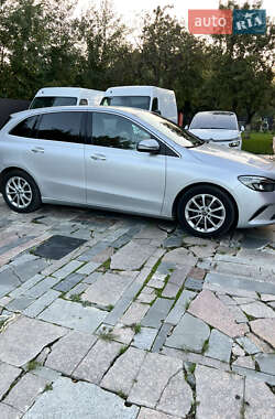 Хэтчбек Mercedes-Benz B-Class 2019 в 