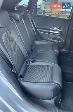 Хэтчбек Mercedes-Benz B-Class 2019 в 