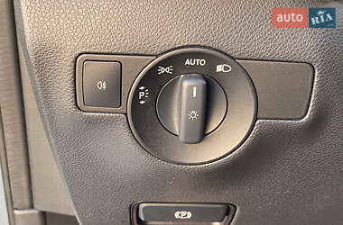 Хэтчбек Mercedes-Benz B-Class 2015 в 