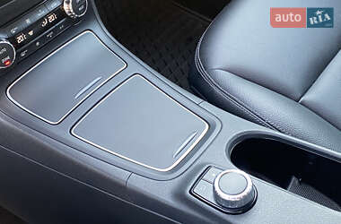 Хэтчбек Mercedes-Benz B-Class 2015 в 