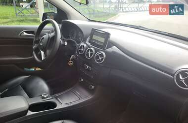 Хэтчбек Mercedes-Benz B-Class 2014 в 