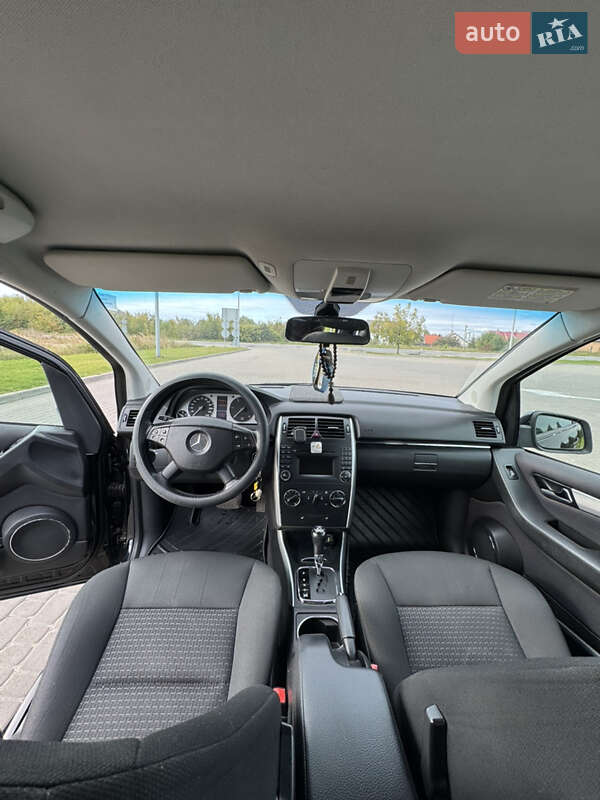 Хэтчбек Mercedes-Benz B-Class 2010 в Львове