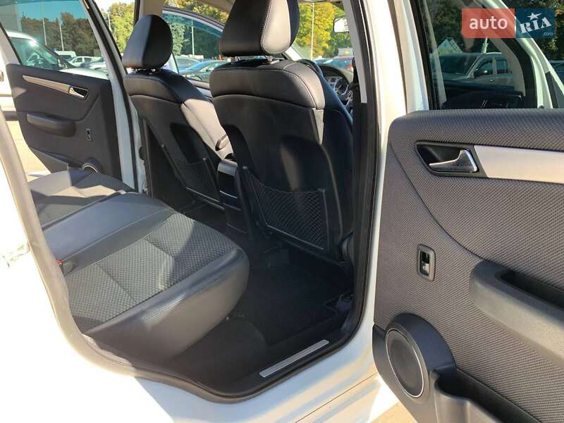 Хэтчбек Mercedes-Benz B-Class 2010 в Киеве