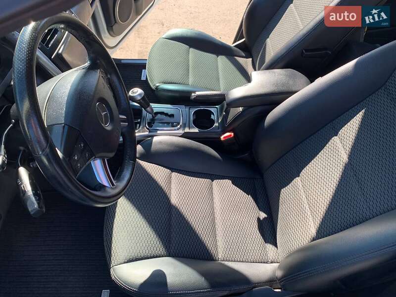 Хэтчбек Mercedes-Benz B-Class 2010 в Киеве