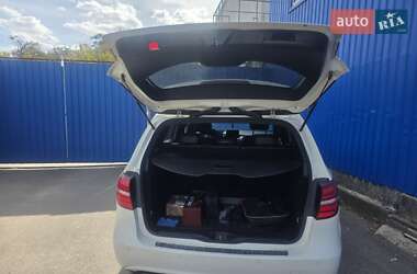 Хэтчбек Mercedes-Benz B-Class 2015 в 