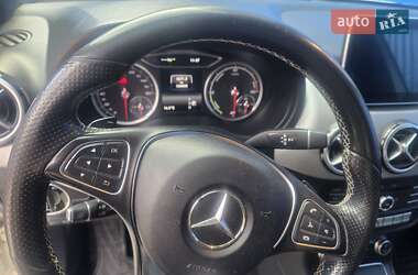 Хэтчбек Mercedes-Benz B-Class 2015 в 