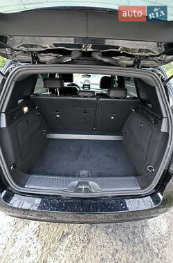 Хэтчбек Mercedes-Benz B-Class 2015 в 