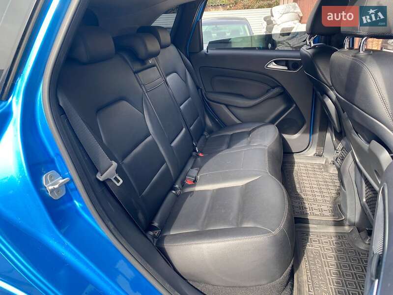 Хэтчбек Mercedes-Benz B-Class 2014 в Киеве