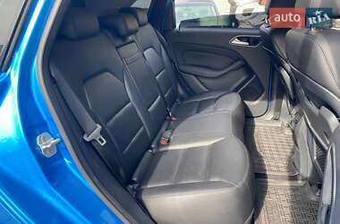 Хэтчбек Mercedes-Benz B-Class 2014 в 
