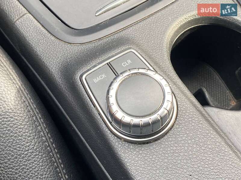 Хэтчбек Mercedes-Benz B-Class 2014 в Киеве