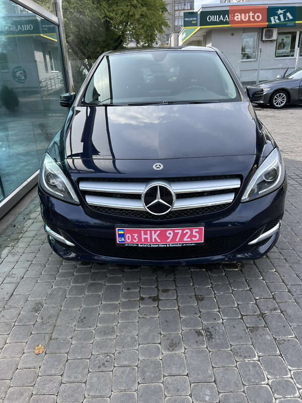 Хэтчбек Mercedes-Benz B-Class 2017 в Львове