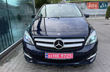 Хэтчбек Mercedes-Benz B-Class 2017 в 