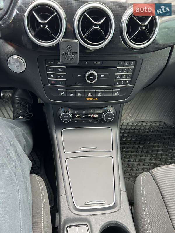 Хэтчбек Mercedes-Benz B-Class 2017 в Львове
