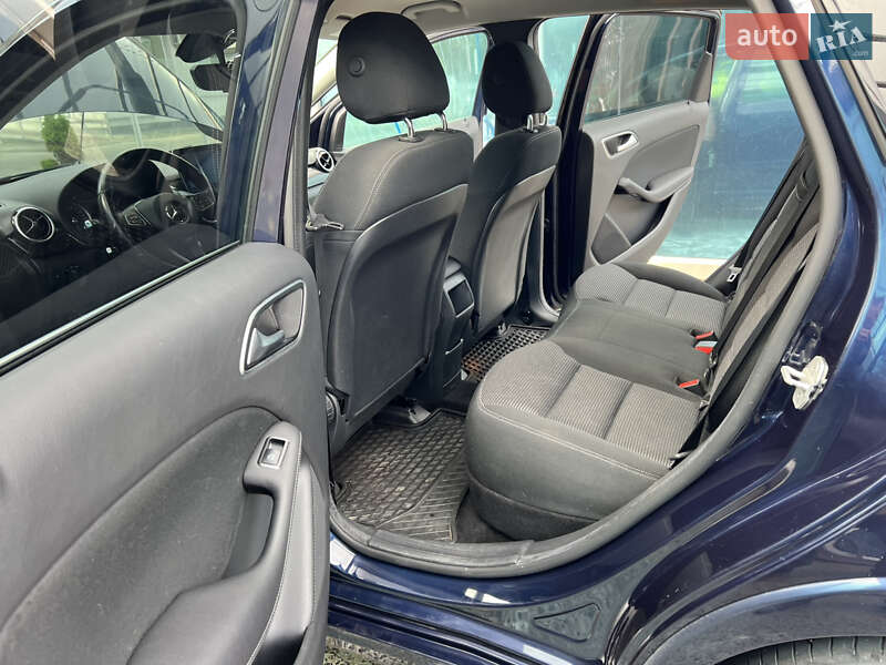 Хэтчбек Mercedes-Benz B-Class 2017 в Львове