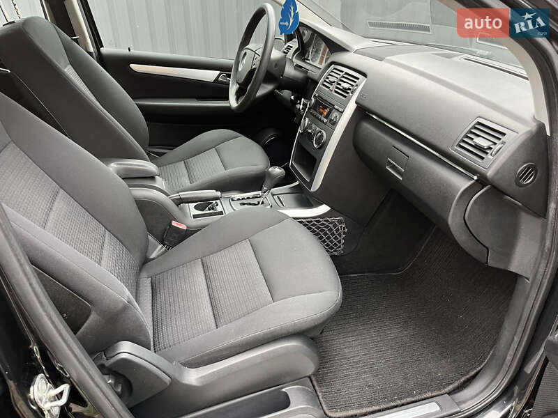 Хэтчбек Mercedes-Benz B-Class 2006 в Звягеле