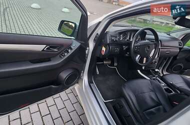 Хэтчбек Mercedes-Benz B-Class 2011 в 