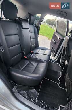 Хэтчбек Mercedes-Benz B-Class 2011 в 