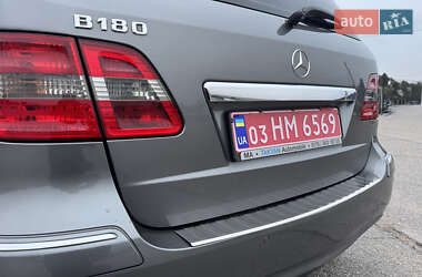 Хэтчбек Mercedes-Benz B-Class 2009 в 