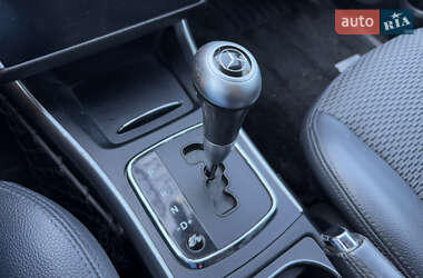 Хэтчбек Mercedes-Benz B-Class 2011 в 