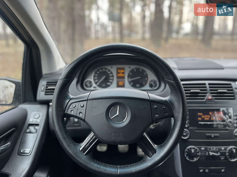 Хетчбек Mercedes-Benz B-Class 2006 в Києві фото 15 Хетчбек Mercedes-Benz B-Class 2006 в Києві