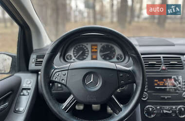 Хэтчбек Mercedes-Benz B-Class 2006 в 