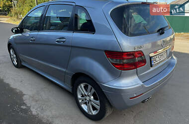 Хэтчбек Mercedes-Benz B-Class 2005 в 