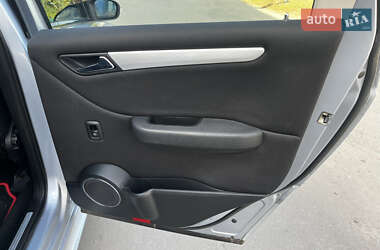 Хэтчбек Mercedes-Benz B-Class 2005 в 