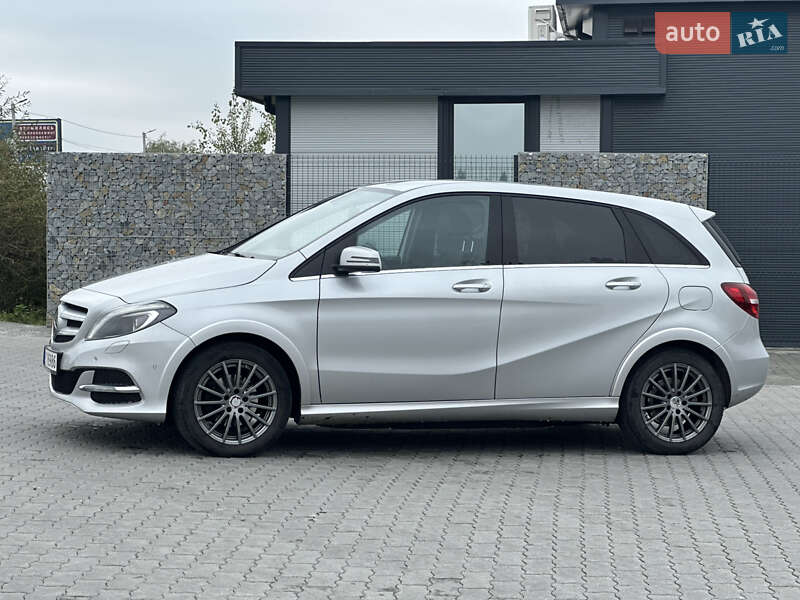 Хетчбек Mercedes-Benz B-Class 2016 в Львові фото 6 Хетчбек Mercedes-Benz B-Class 2016 в Львові