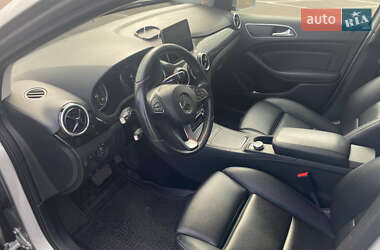Хэтчбек Mercedes-Benz B-Class 2017 в 