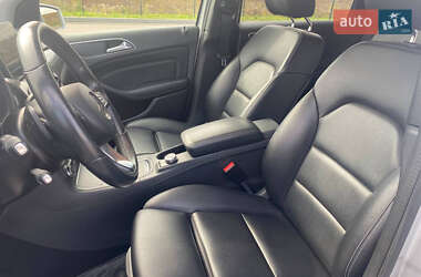 Хэтчбек Mercedes-Benz B-Class 2017 в 