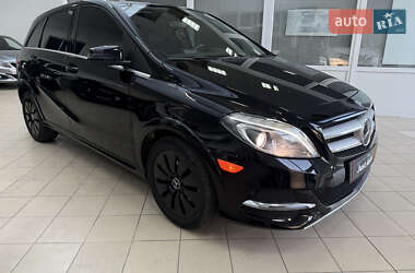 Хэтчбек Mercedes-Benz B-Class 2014 в 