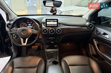Хэтчбек Mercedes-Benz B-Class 2014 в 