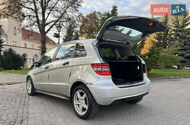 Хэтчбек Mercedes-Benz B-Class 2006 в 