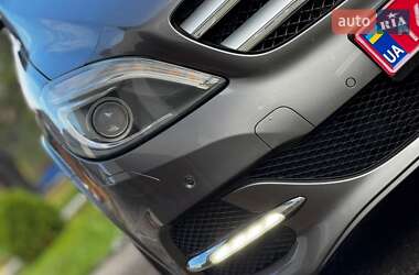 Хетчбек Mercedes-Benz B-Class 2015 в 