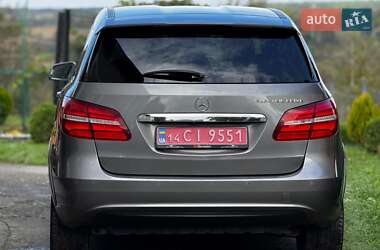 Хетчбек Mercedes-Benz B-Class 2015 в 
