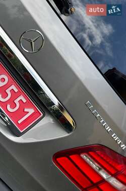 Хетчбек Mercedes-Benz B-Class 2015 в 
