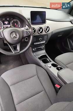 Хетчбек Mercedes-Benz B-Class 2015 в  фото 8 Хетчбек Mercedes-Benz B-Class 2015 в