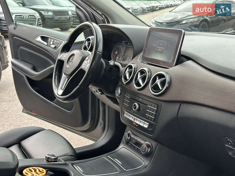 Хэтчбек Mercedes-Benz B-Class 2016 в Харькове