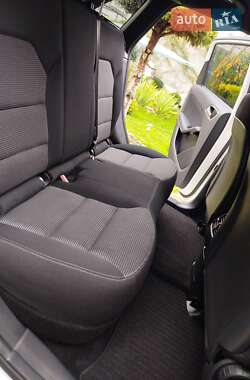 Хетчбек Mercedes-Benz B-Class 2015 в  фото 18 Хетчбек Mercedes-Benz B-Class 2015 в