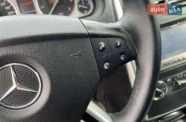 Хэтчбек Mercedes-Benz B-Class 2010 в 