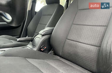 Хэтчбек Mercedes-Benz B-Class 2005 в 