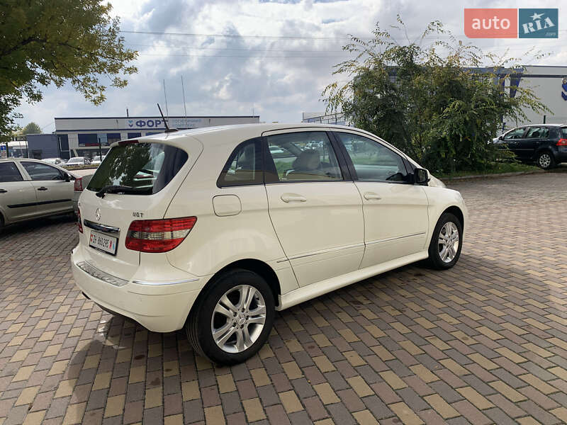 Хэтчбек Mercedes-Benz B-Class 2010 в Ровно