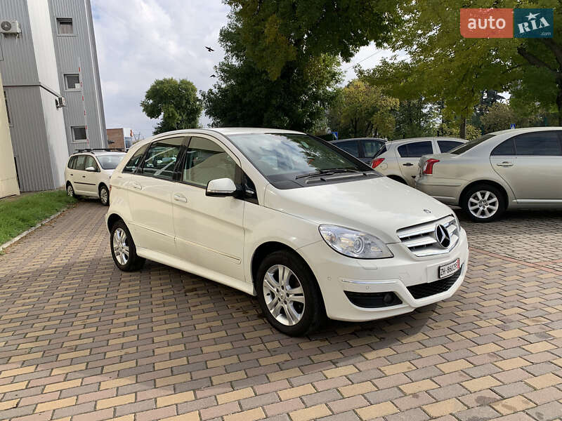 Хэтчбек Mercedes-Benz B-Class 2010 в Ровно