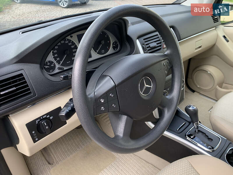 Хэтчбек Mercedes-Benz B-Class 2010 в Ровно