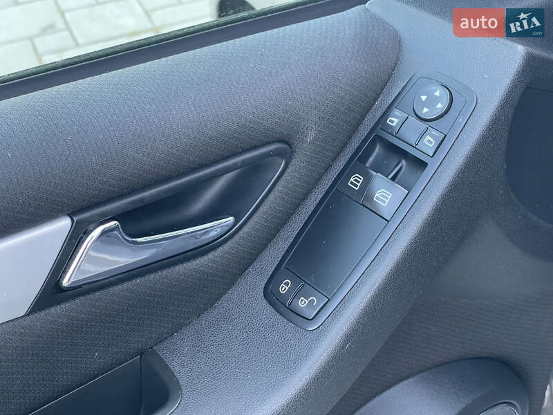 Хэтчбек Mercedes-Benz B-Class 2007 в Ровно фото 52 Хэтчбек Mercedes-Benz B-Class 2007 в Ровно